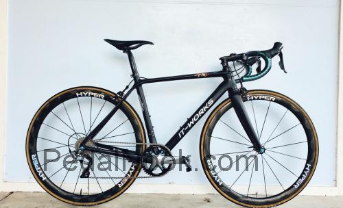 Nashbar CR5 Road Bike fiche technique et avis